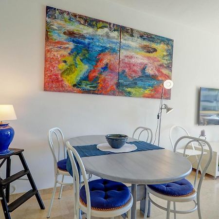 Mediterraneo Seaview Apartment By Hello Homes Sitges Exterior photo