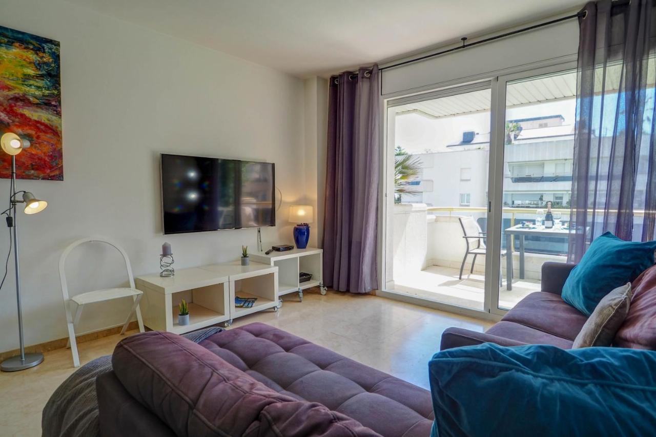 Mediterraneo Seaview Apartment By Hello Homes Sitges Exterior photo