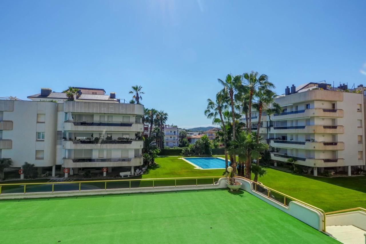 Mediterraneo Seaview Apartment By Hello Homes Sitges Exterior photo