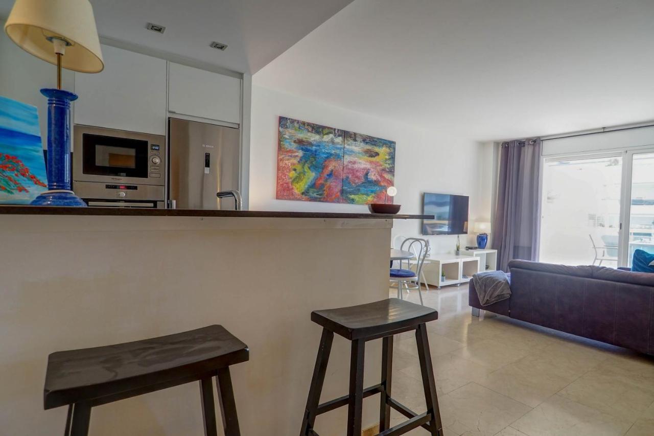 Mediterraneo Seaview Apartment By Hello Homes Sitges Exterior photo